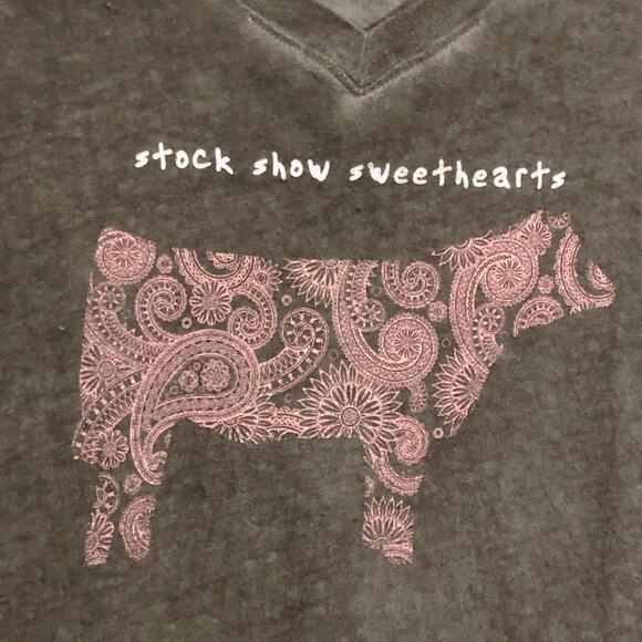 Legacy Stock Show Sweetheart Cow Farmer Farmcore Gray Graphic Shirt - Picture 3 of 7